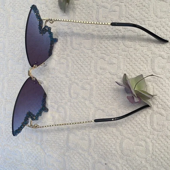 Women’s sunglasses - Picture 3 of 4